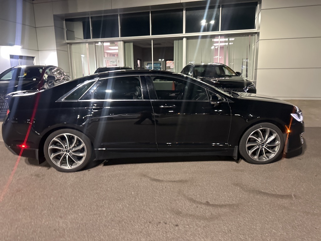 2017 Lincoln MKZ Reserve 12