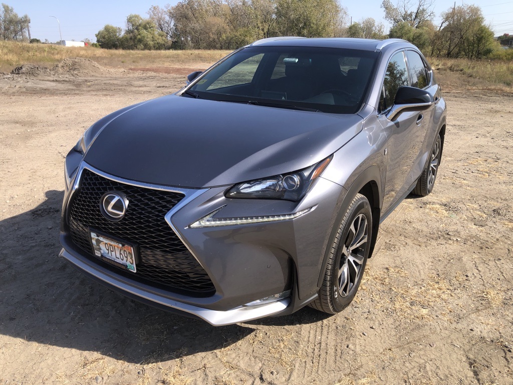 2016 Lexus NX 200t 4