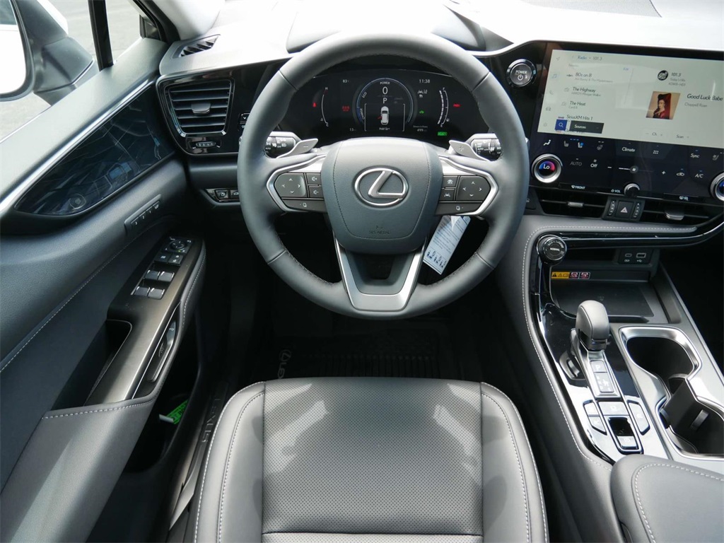 2025 Lexus NX 350h Premium 11