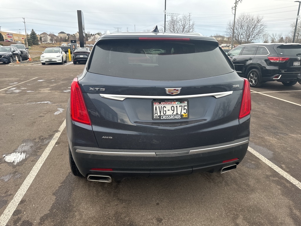 2018 Cadillac XT5 Premium Luxury 7