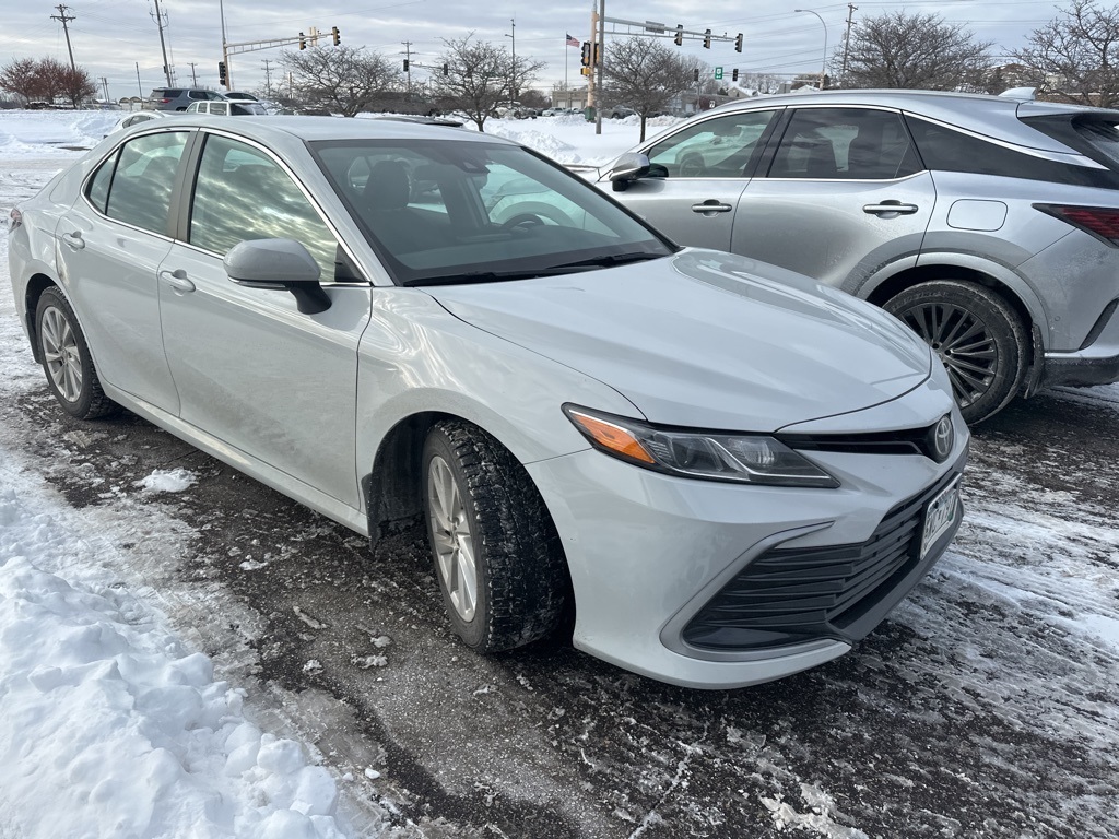 2022 Toyota Camry LE 7