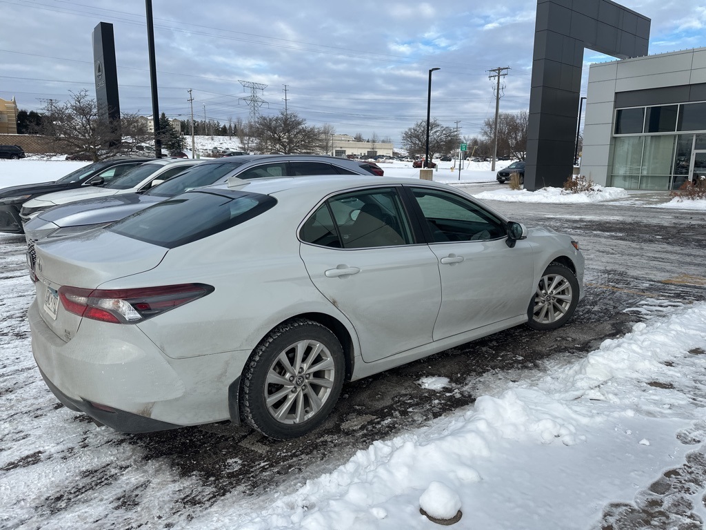 2022 Toyota Camry LE 11