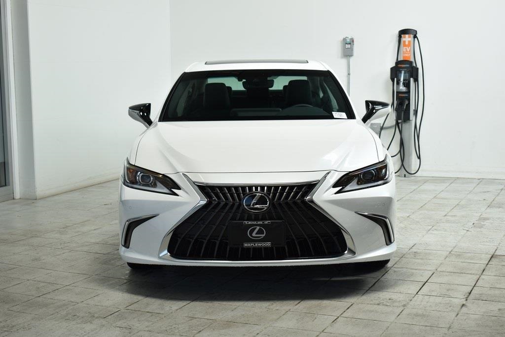 2024 Lexus ES 250 3