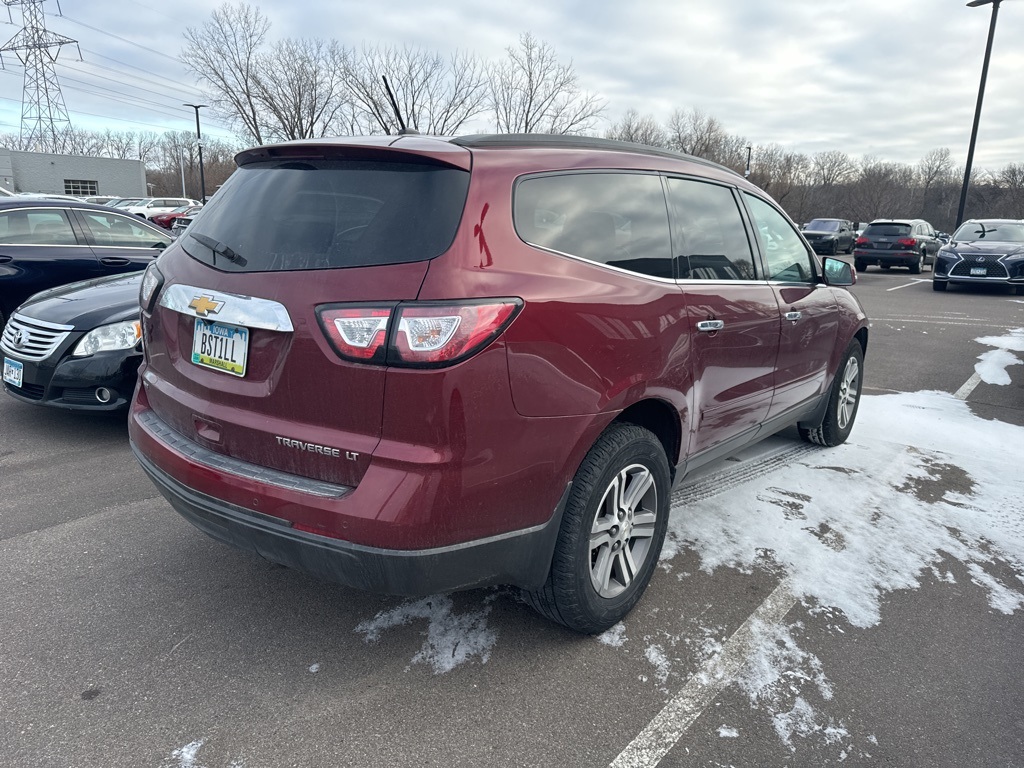 2015 Chevrolet Traverse 2LT 7