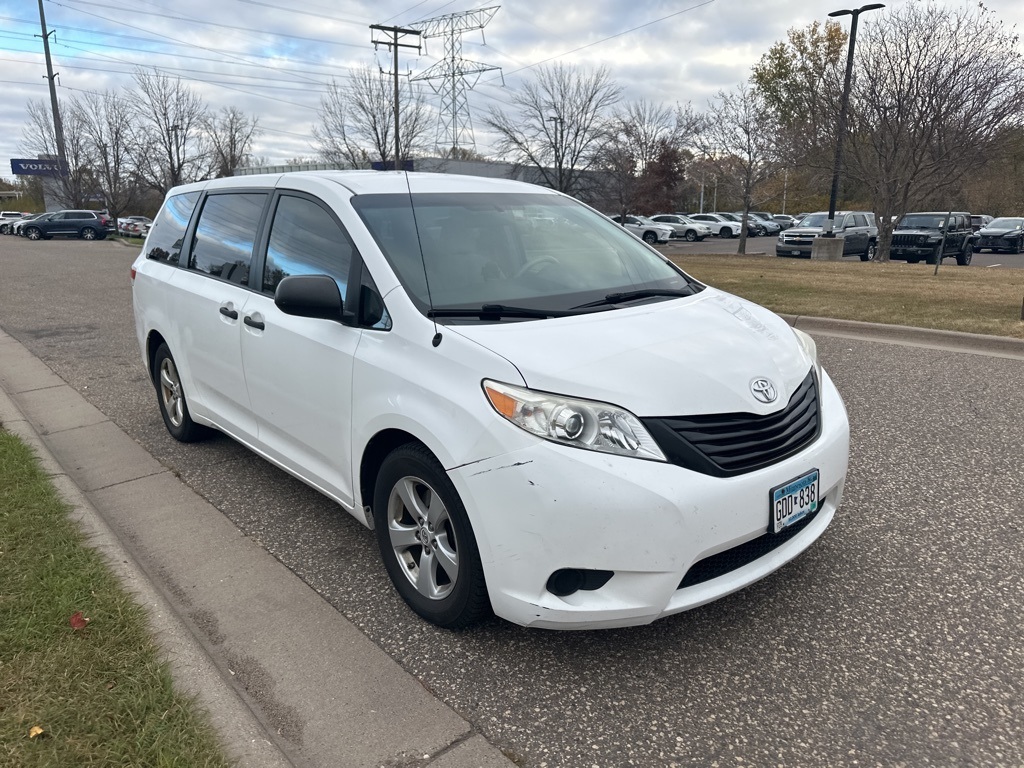 2011 Toyota Sienna Base 1