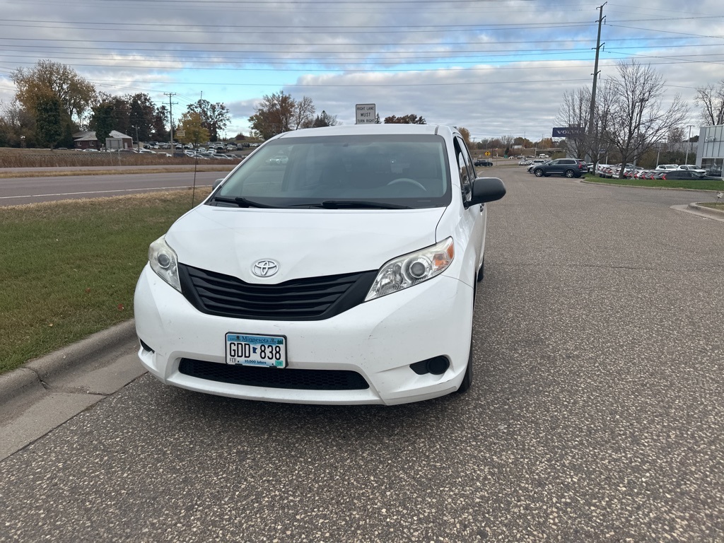 2011 Toyota Sienna Base 9