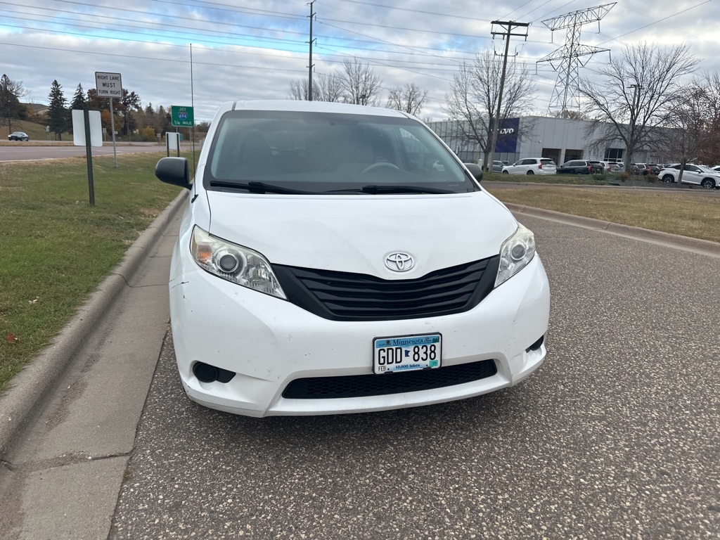 2011 Toyota Sienna Base 11