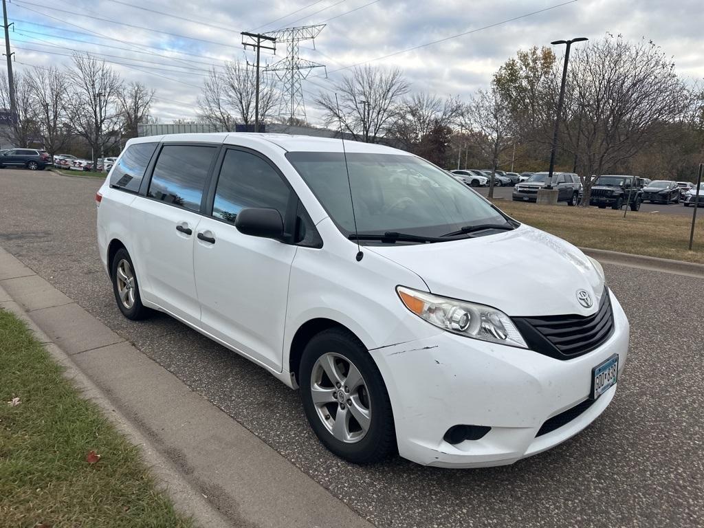 2011 Toyota Sienna Base 13