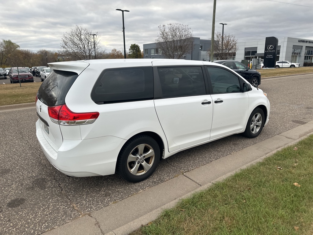 2011 Toyota Sienna Base 20