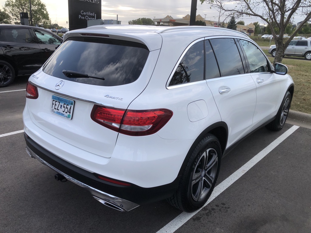 2017 Mercedes-Benz GLC GLC 300 8