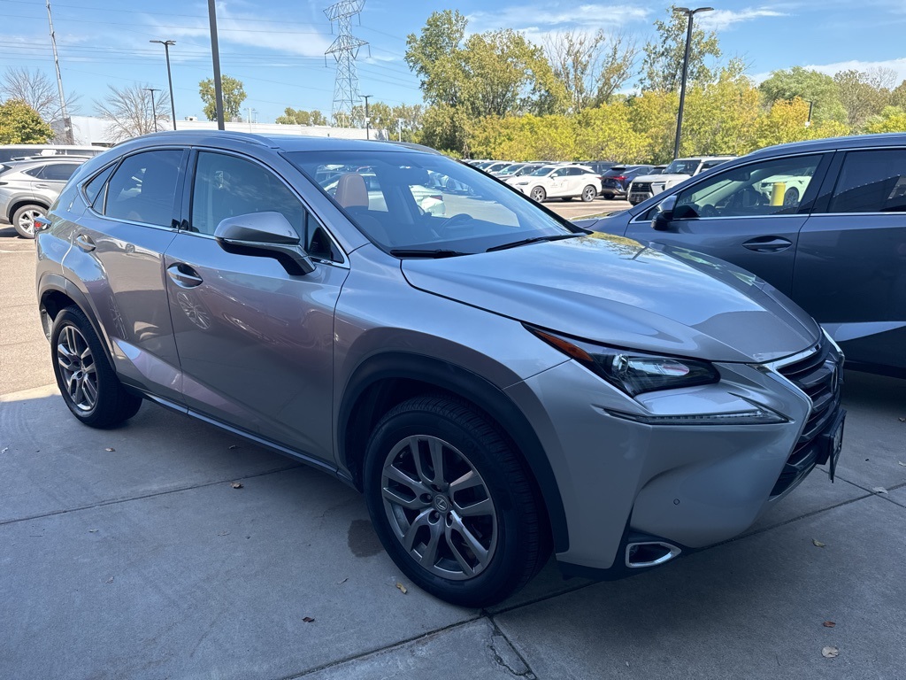 2016 Lexus NX 200t 7