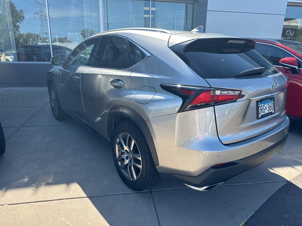 2016 Lexus NX 200t 8