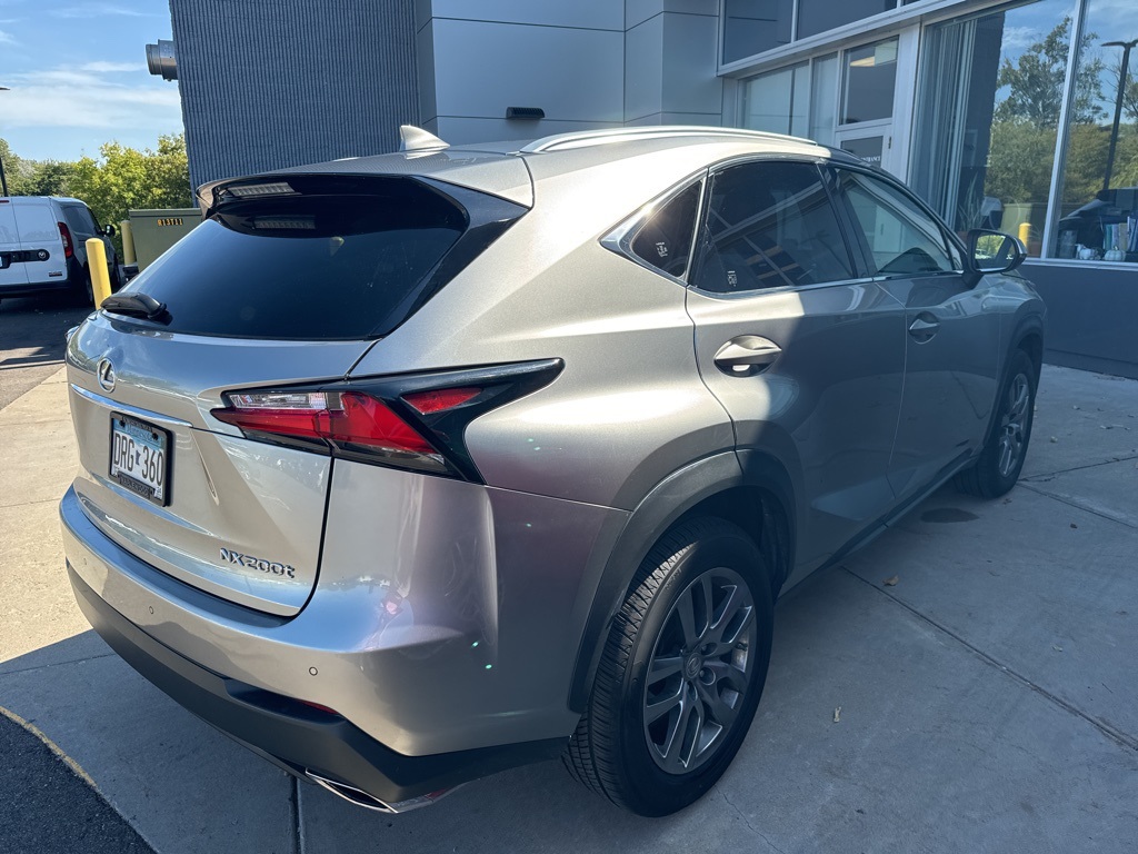 2016 Lexus NX 200t 9