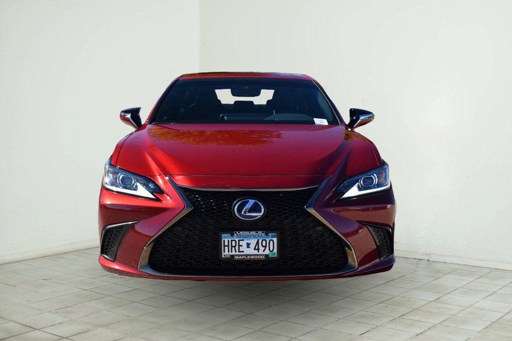 2022 Lexus ES 300h 3