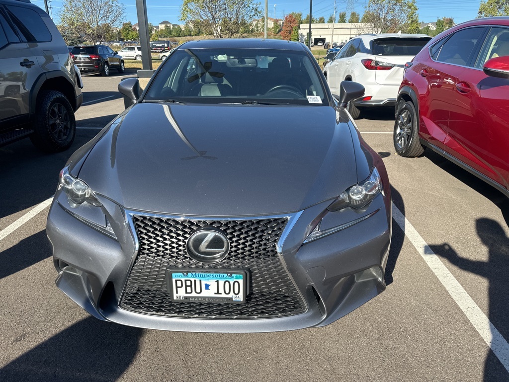 2016 Lexus IS 350 2