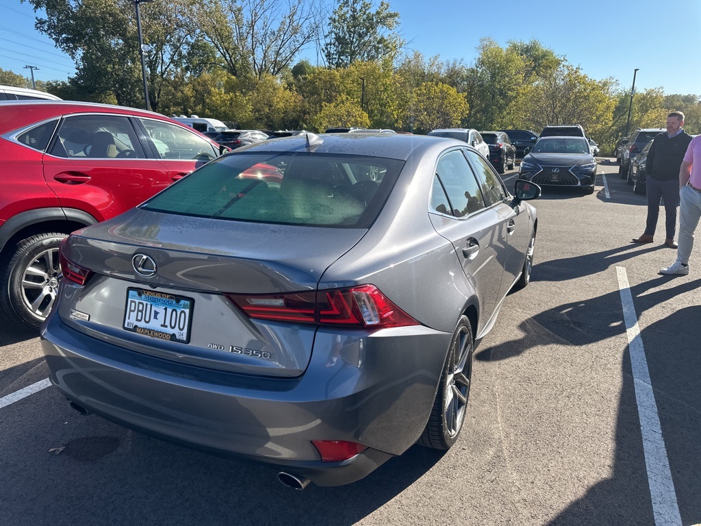 2016 Lexus IS 350 8