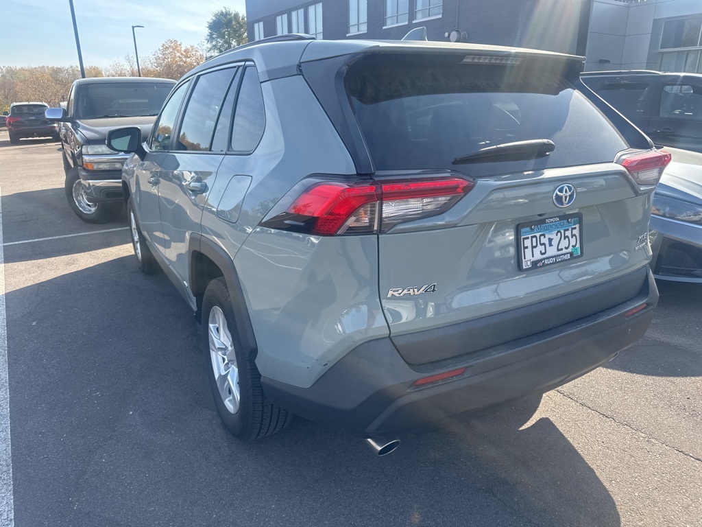 2021 Toyota RAV4 Hybrid XLE 5