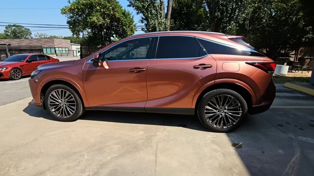 2023 Lexus RX 350h Luxury 3