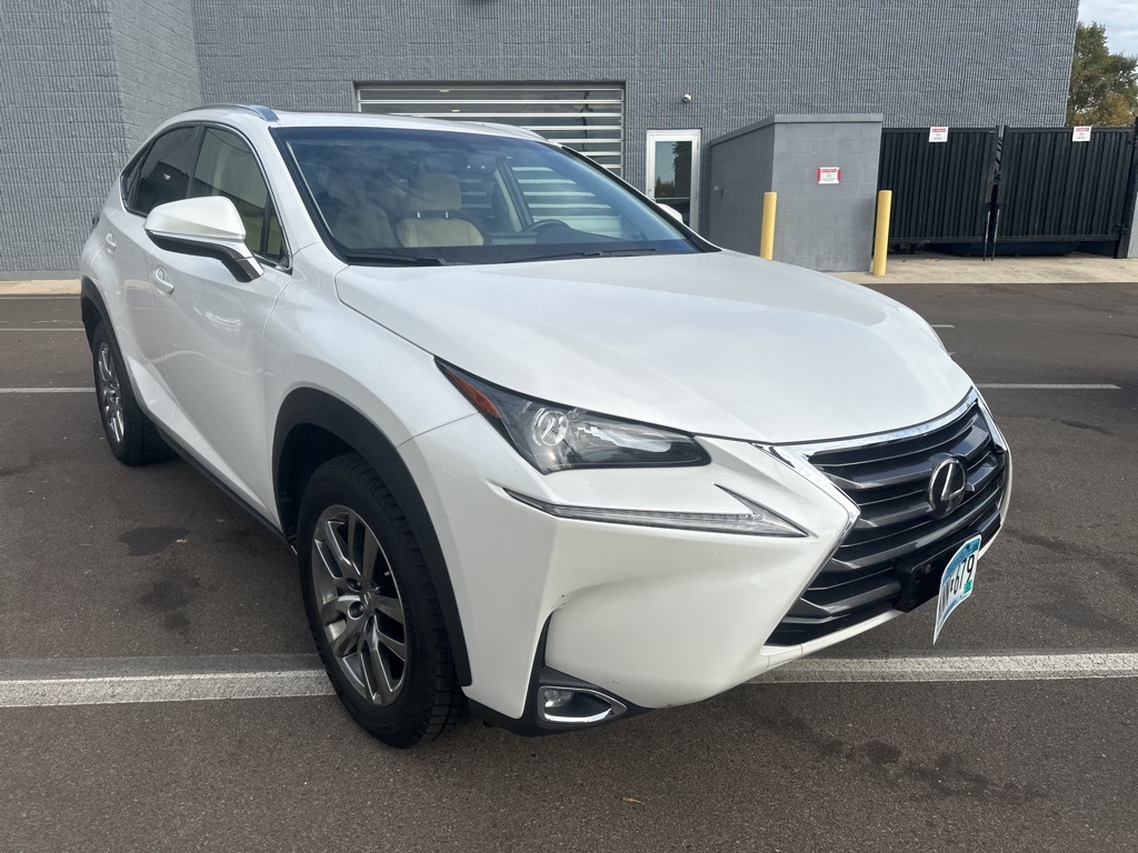 2016 Lexus NX 200t 1