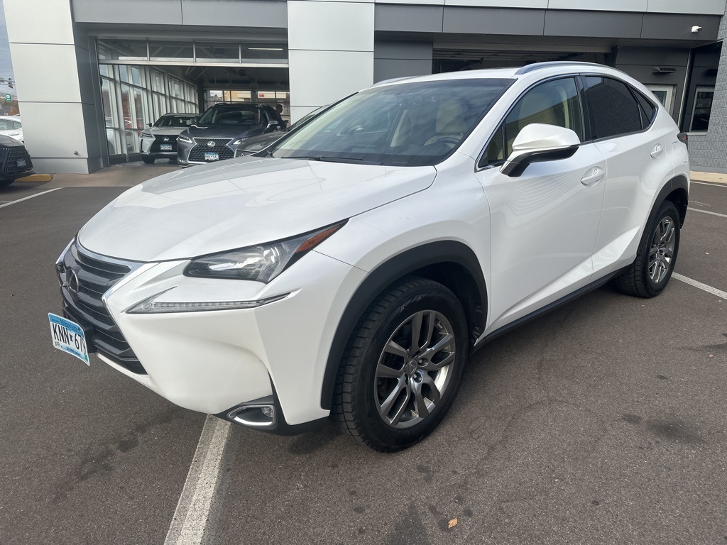 2016 Lexus NX 200t 3