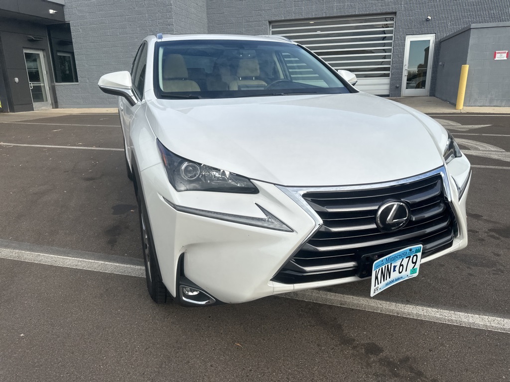 2016 Lexus NX 200t 4