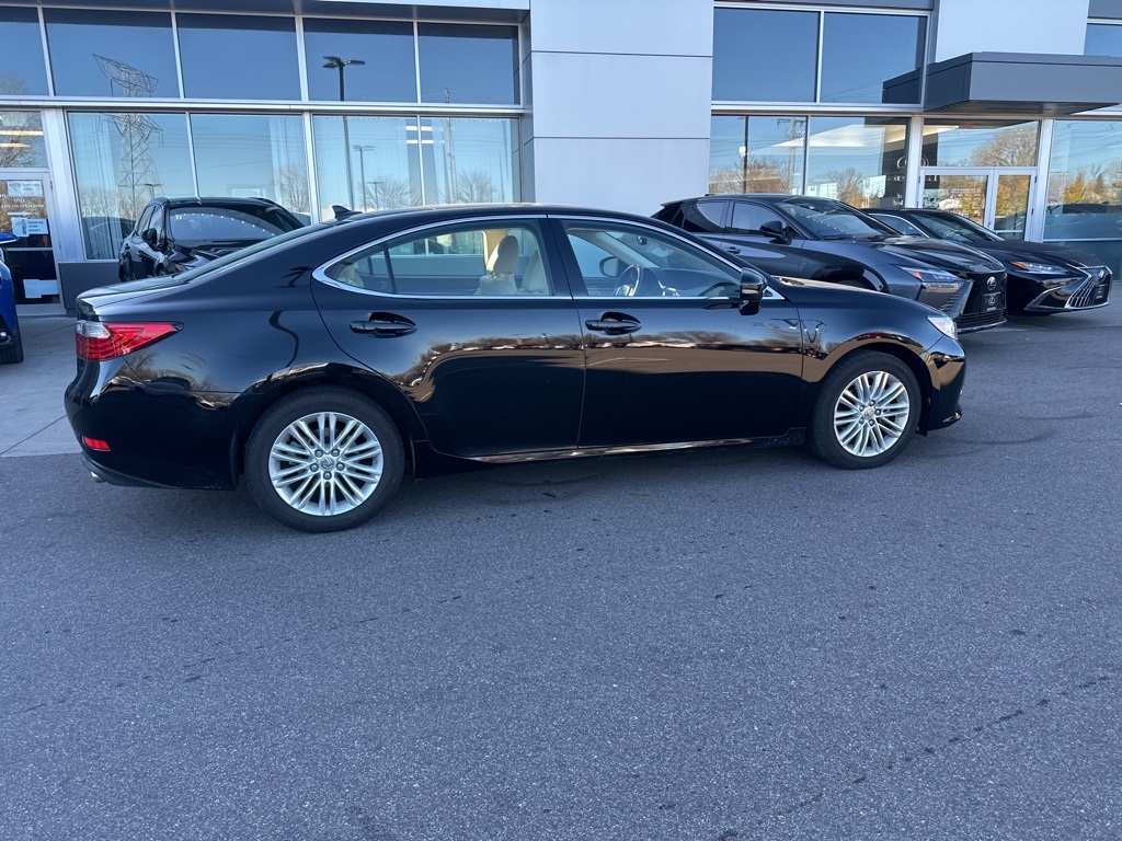 2013 Lexus ES 350 12