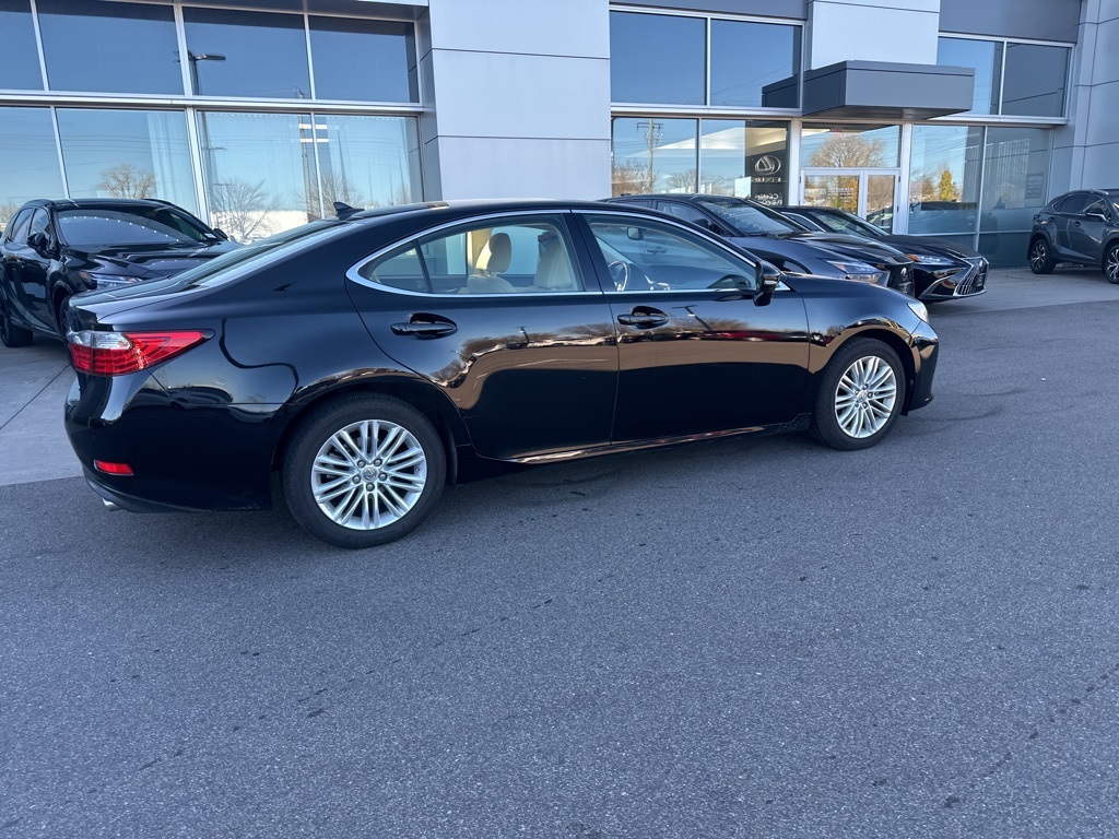 2013 Lexus ES 350 13