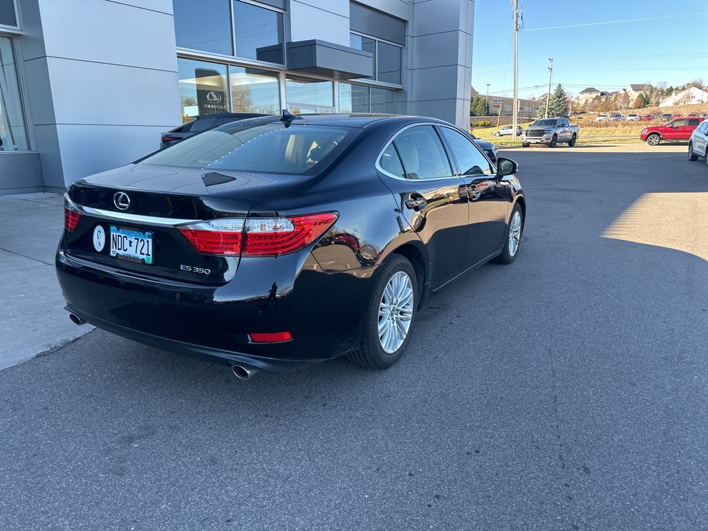 2013 Lexus ES 350 16