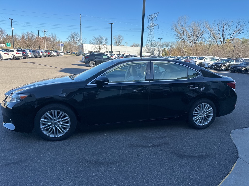 2013 Lexus ES 350 26