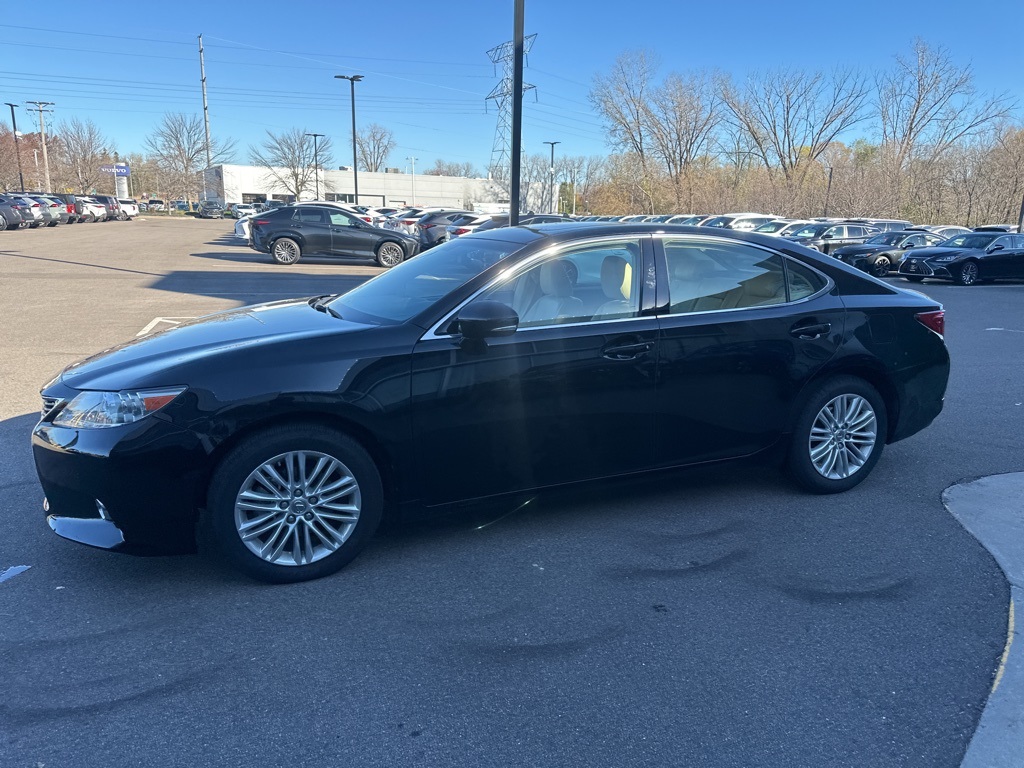 2013 Lexus ES 350 27