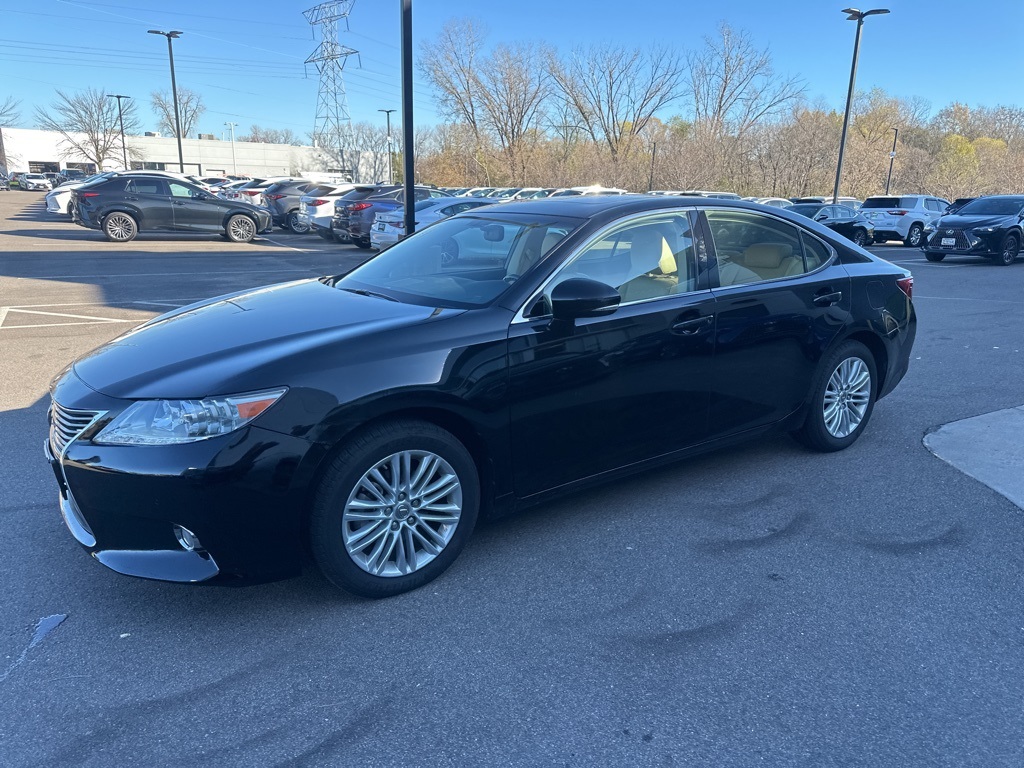 2013 Lexus ES 350 29