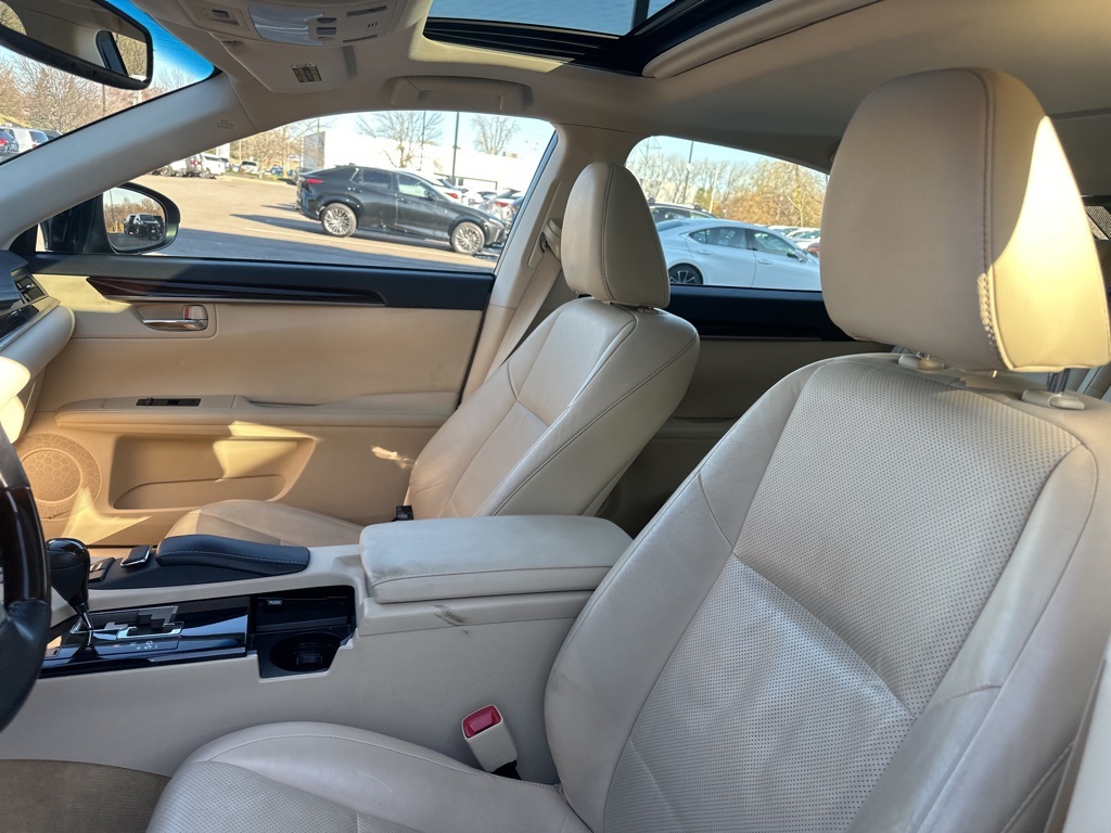 2013 Lexus ES 350 42