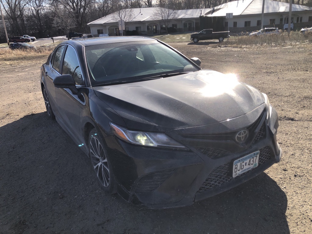 2018 Toyota Camry L 12