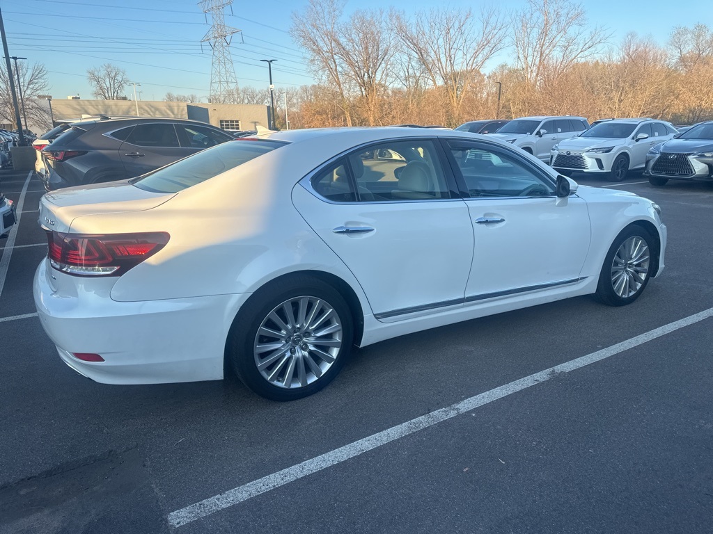 2013 Lexus LS 460 5