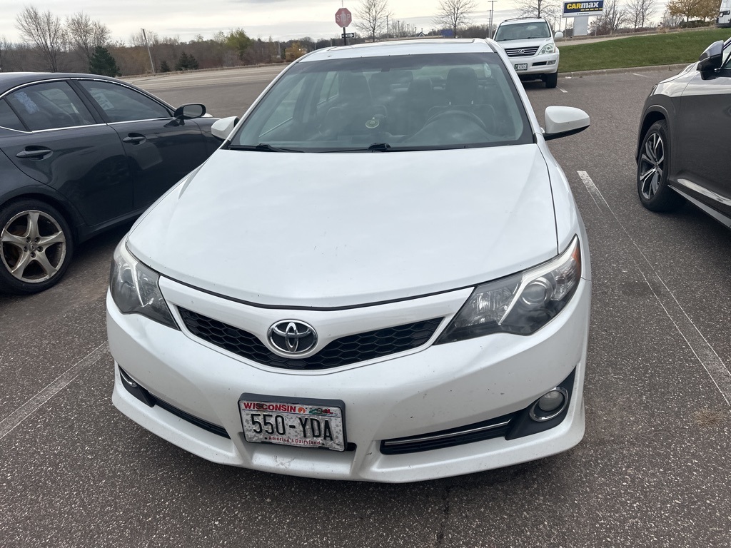 2012 Toyota Camry SE 2