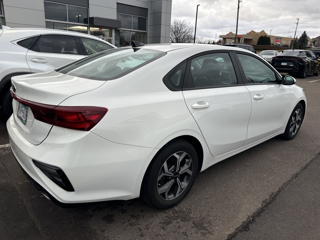 2021 Kia Forte LXS 12