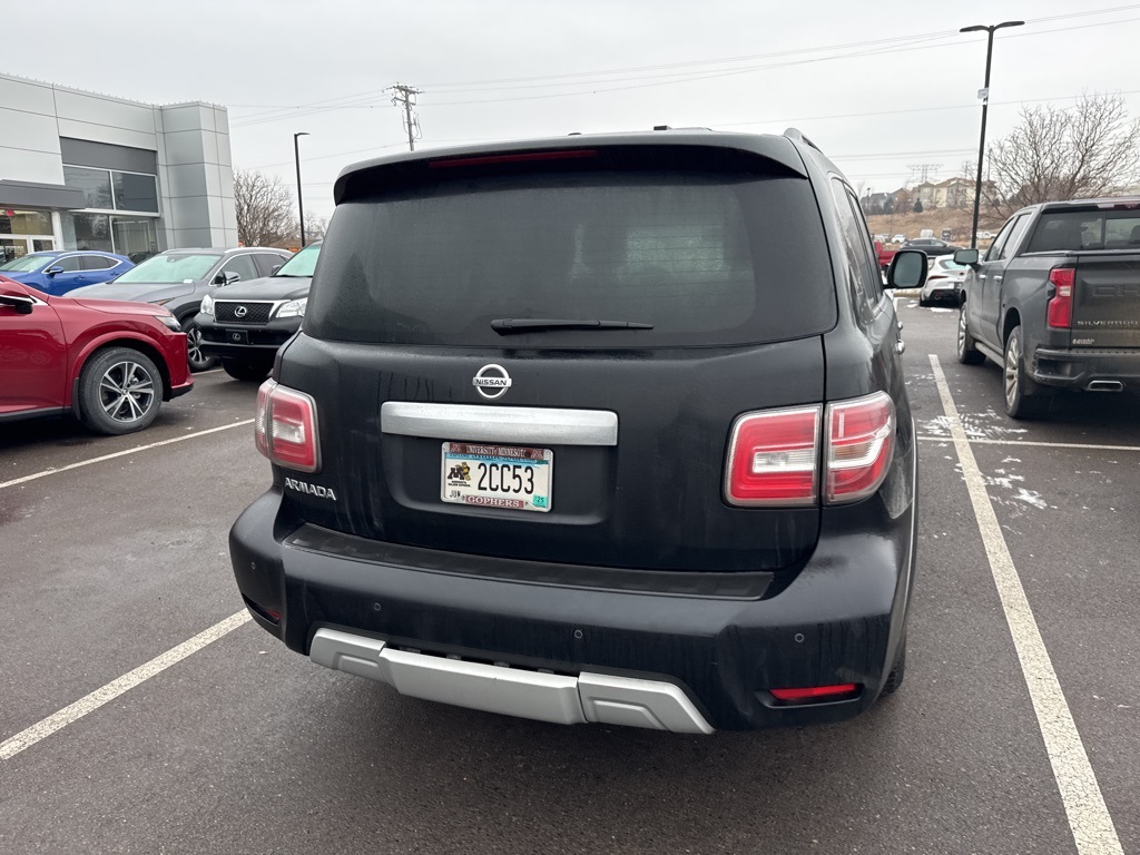 2017 Nissan Armada SV 11