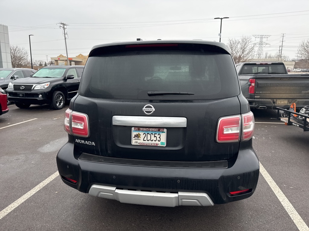 2017 Nissan Armada SV 12