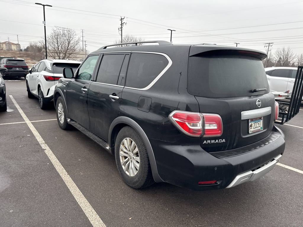 2017 Nissan Armada SV 13