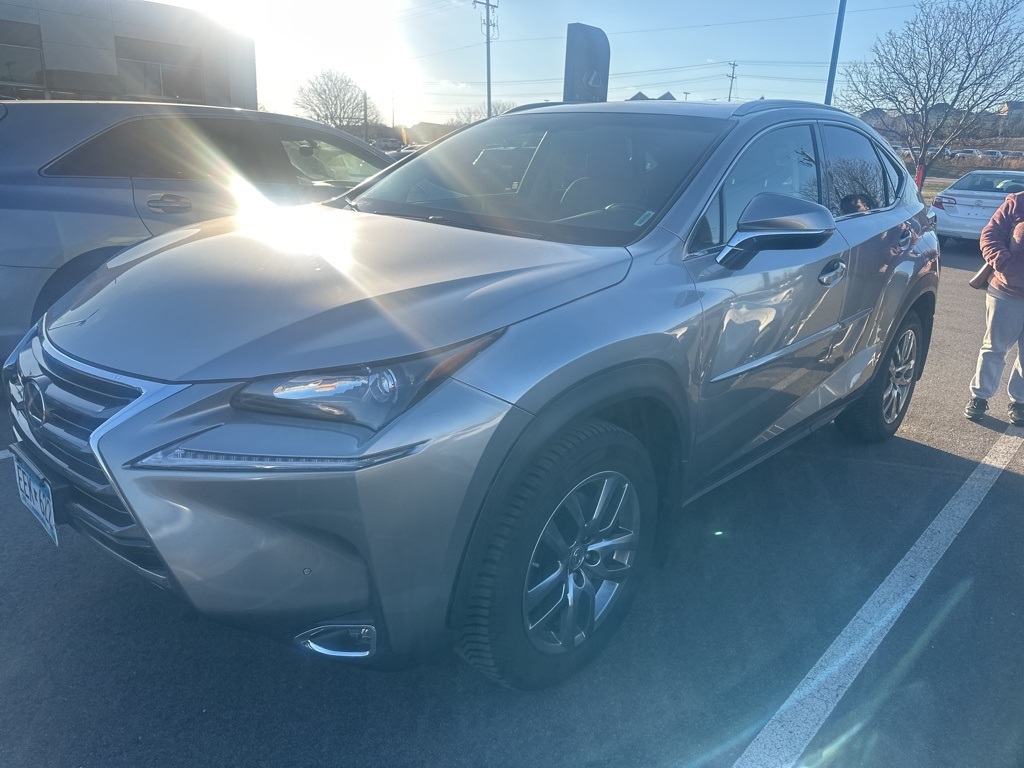 2016 Lexus NX 200t 7