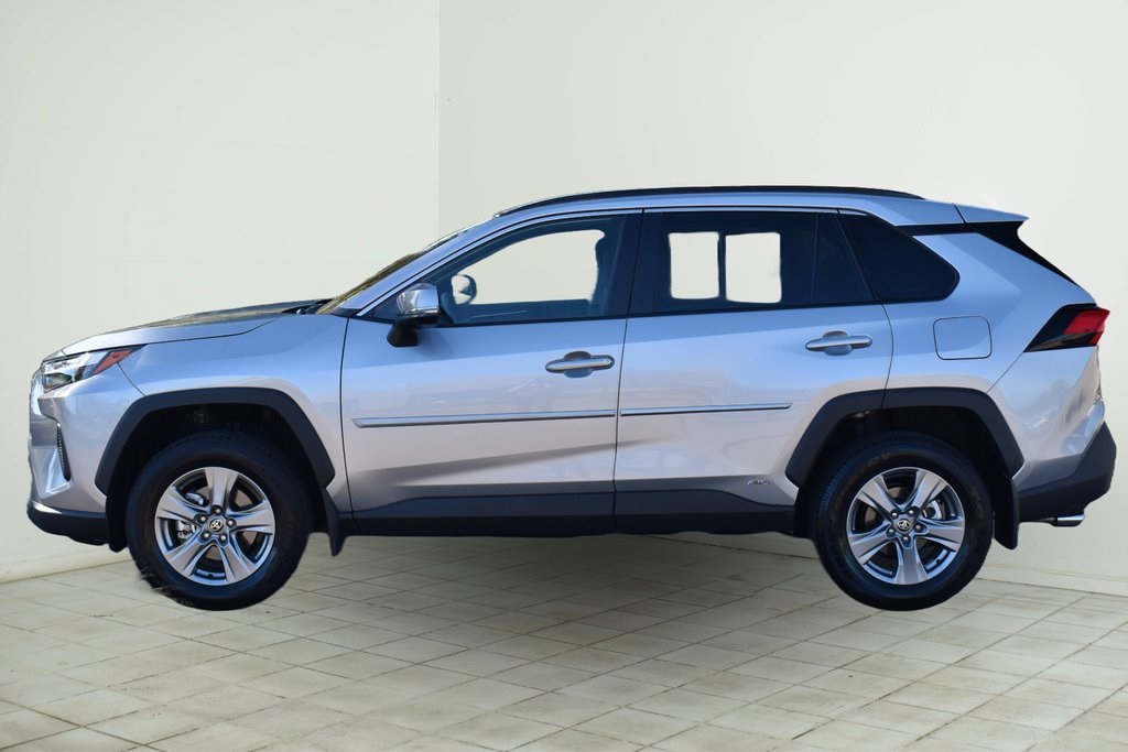 2024 Toyota RAV4 Hybrid XLE 4