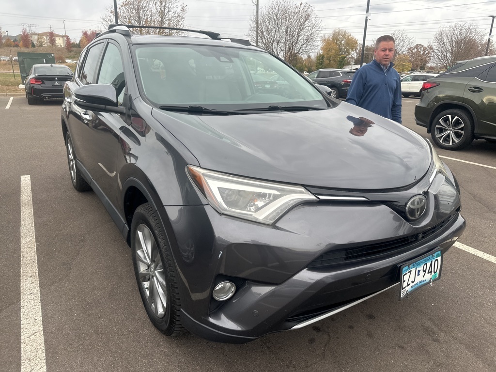 2016 Toyota RAV4 Limited 1