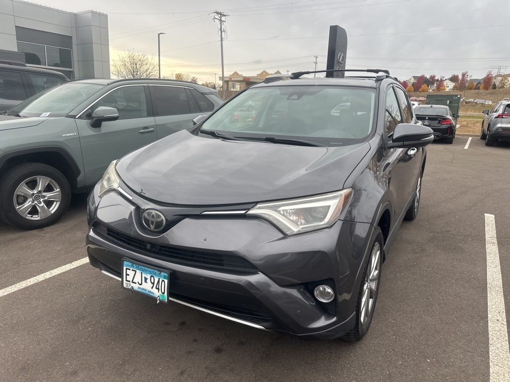 2016 Toyota RAV4 Limited 4