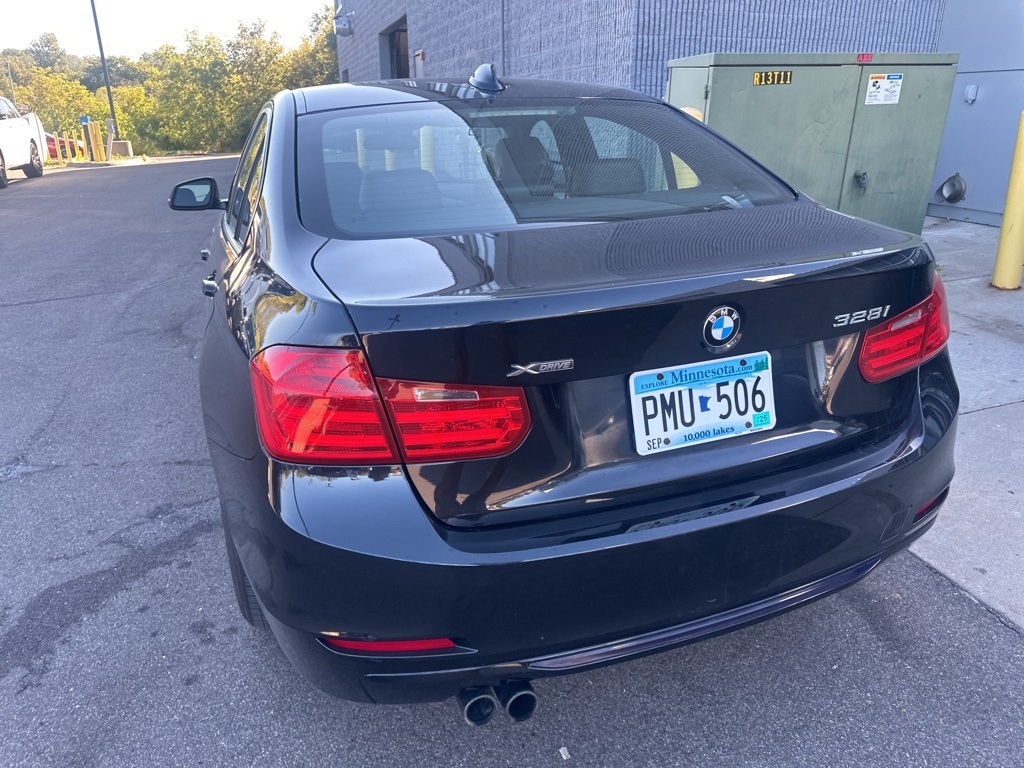 2014 BMW 3 Series 328i xDrive 11