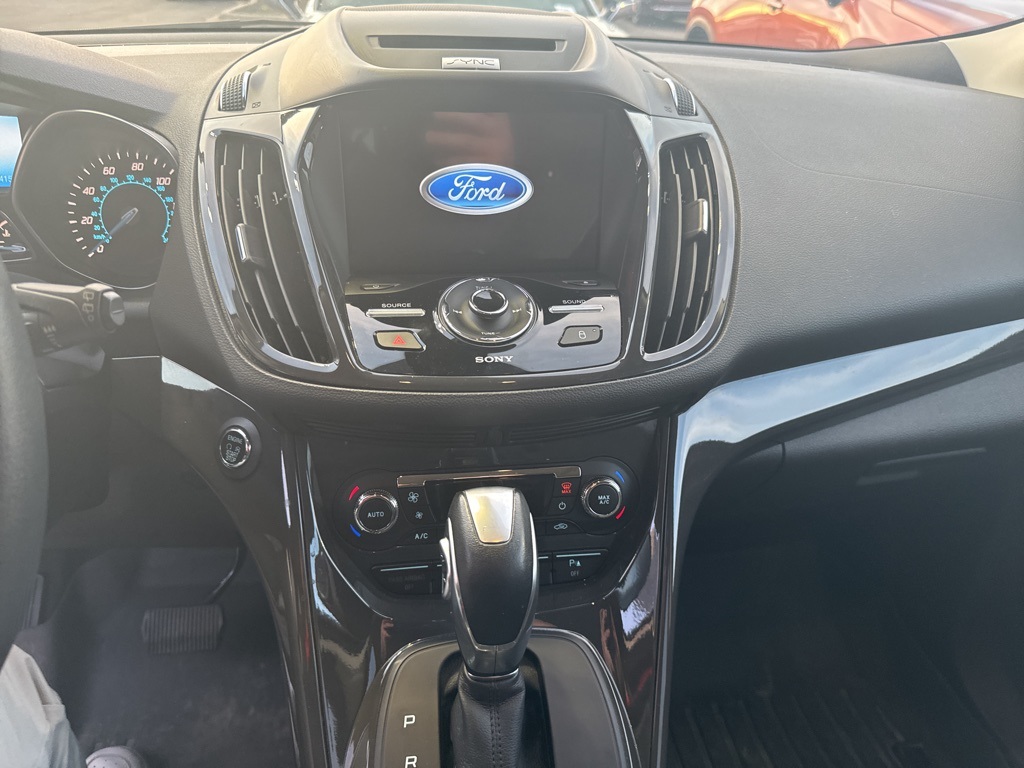 2016 Ford Escape Titanium 15