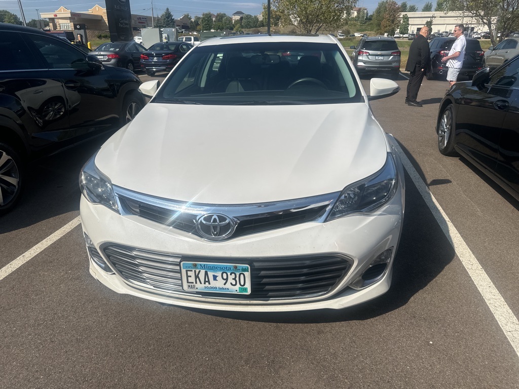 2013 Toyota Avalon XLE Premium 3