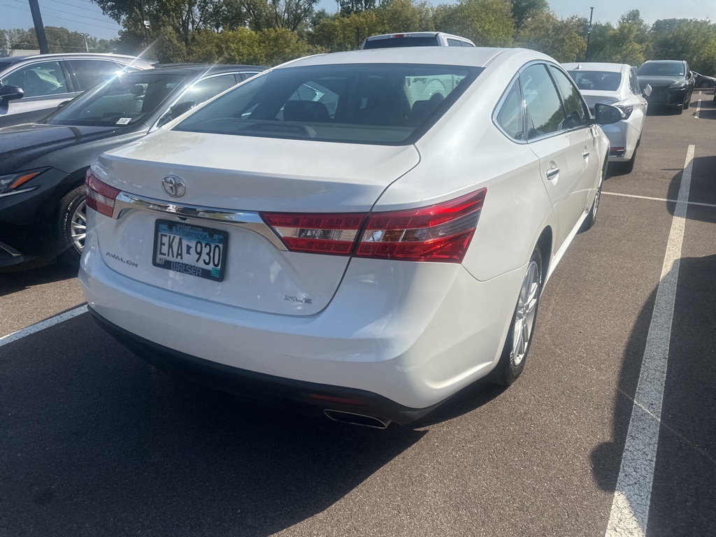 2013 Toyota Avalon XLE Premium 6