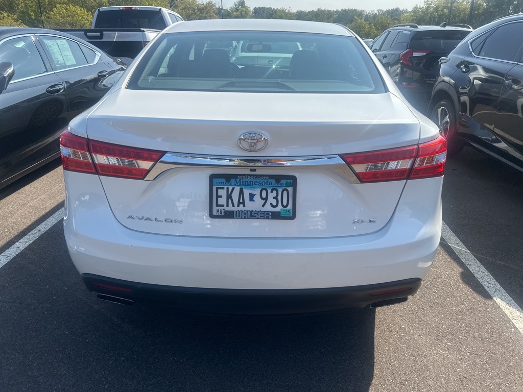 2013 Toyota Avalon XLE Premium 8