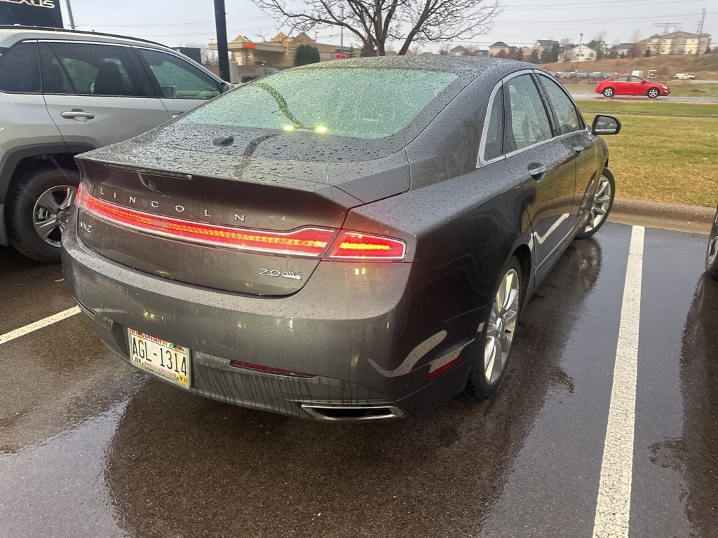 2016 Lincoln MKZ Base 9