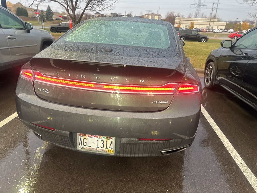 2016 Lincoln MKZ Base 10